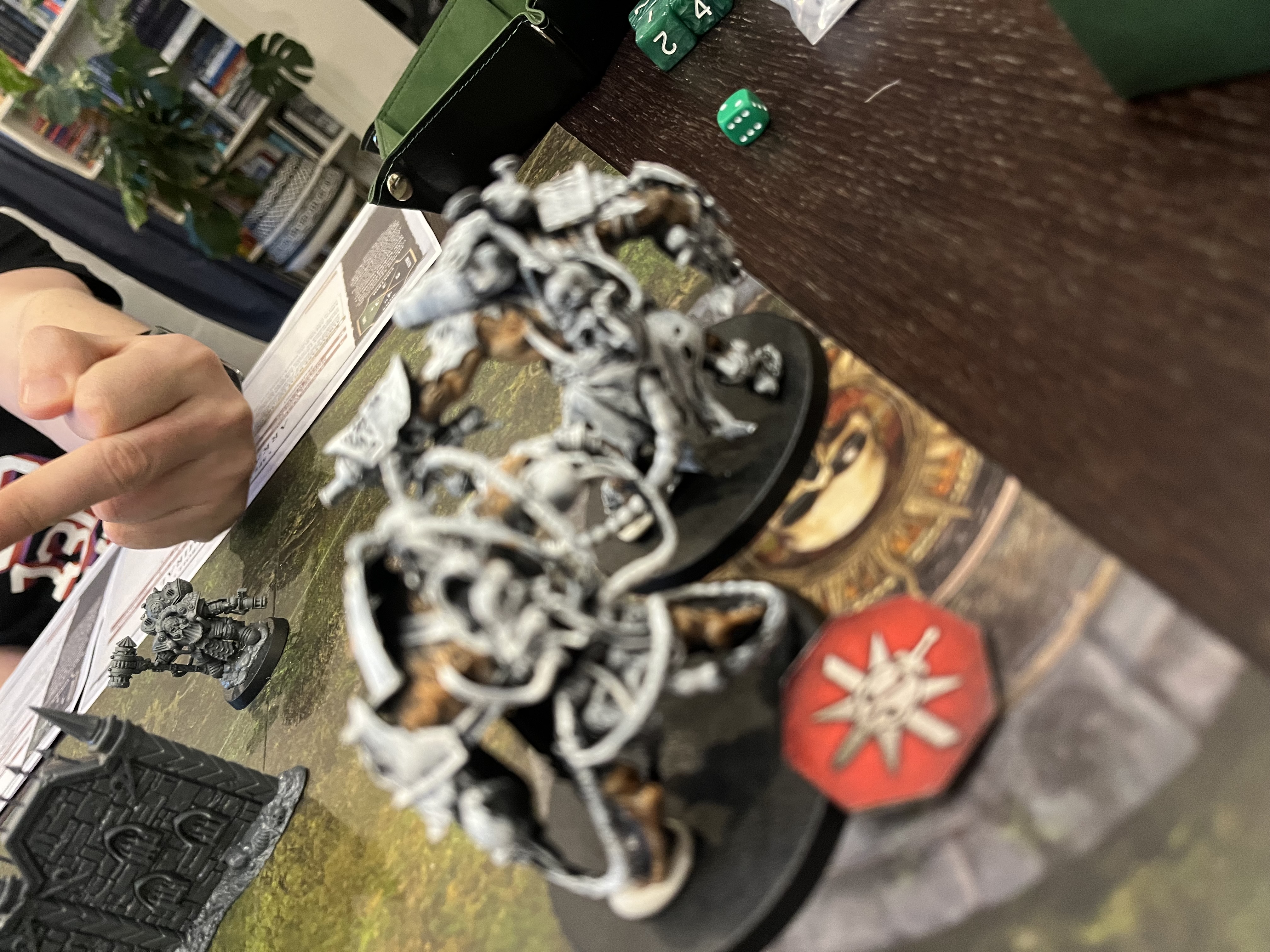 Daemons bring down the dwarfs' general