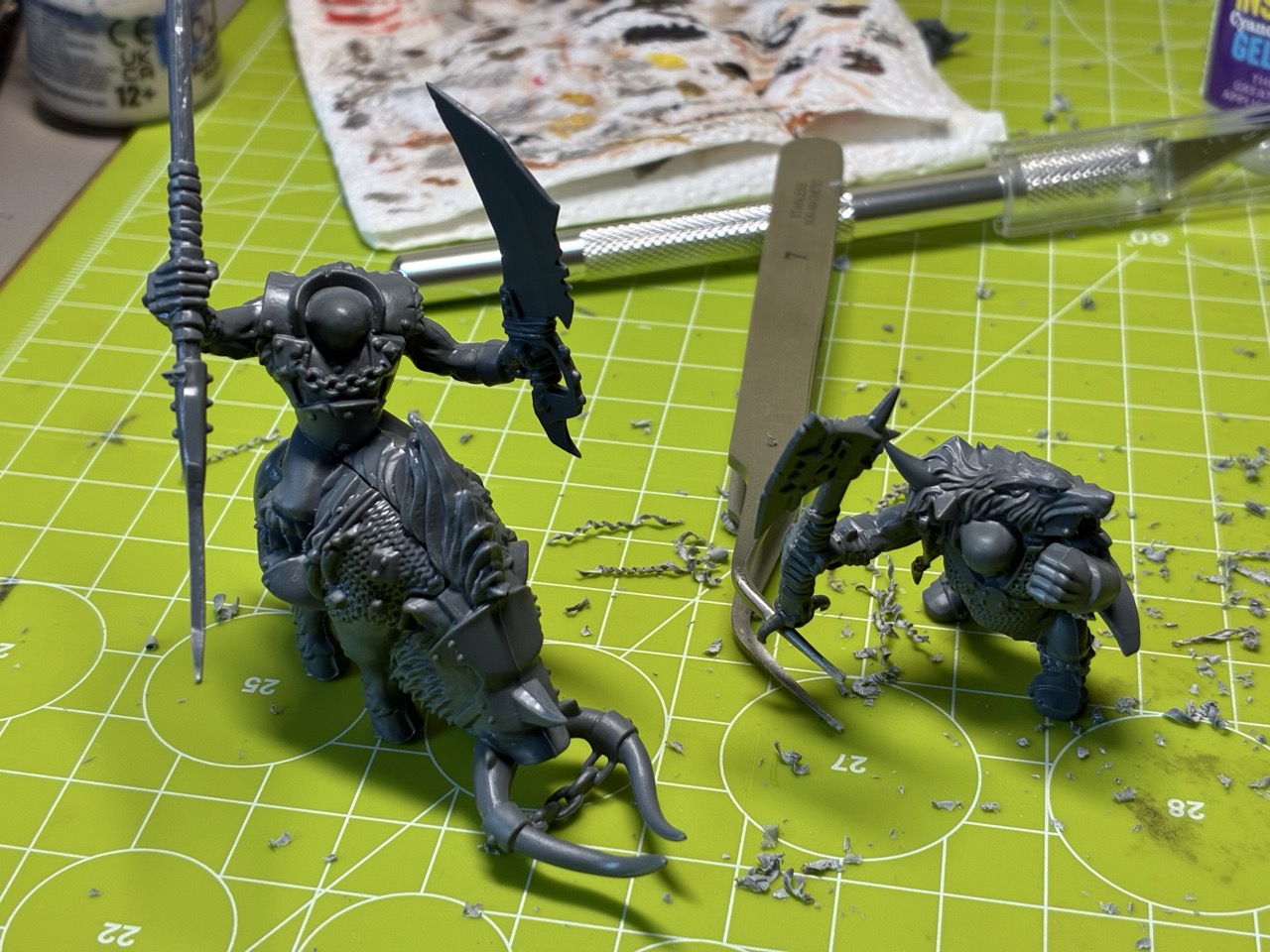 Configured model with interchangeable parts