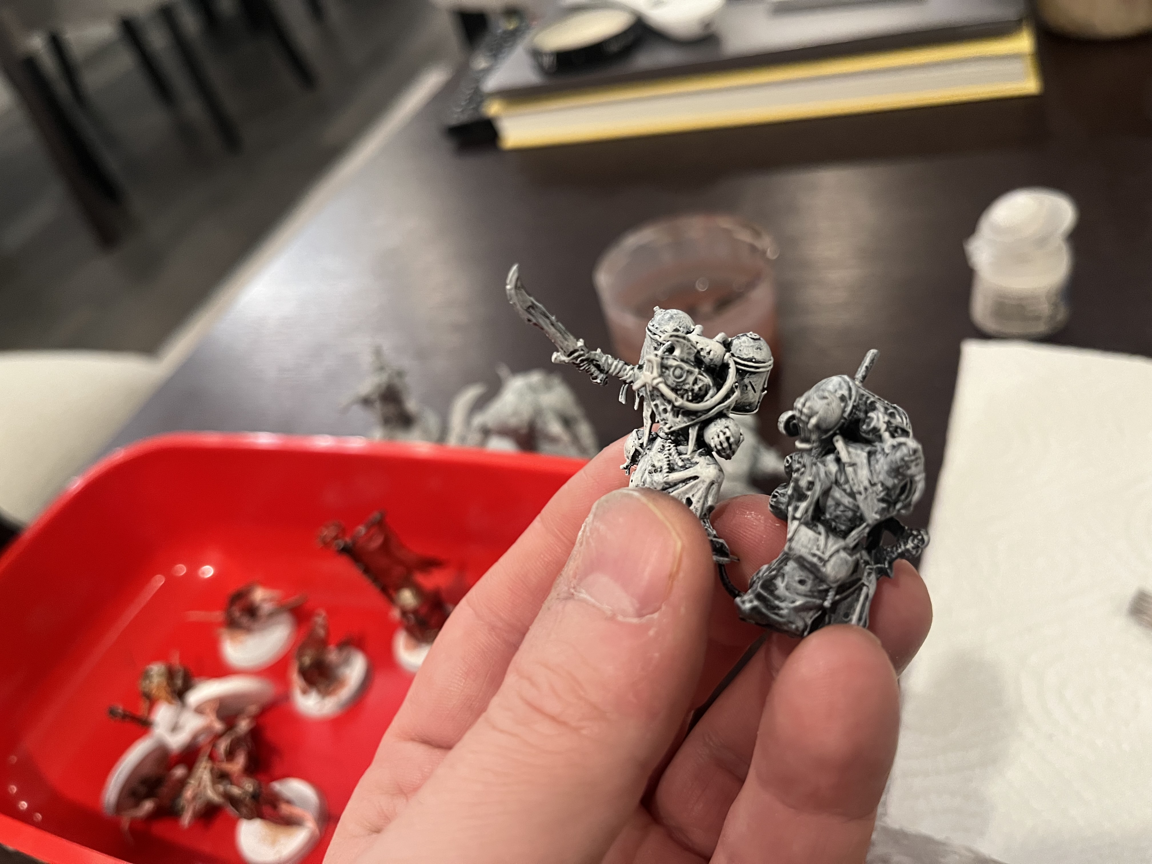 Primed Globadiers ready for slapchop experiments