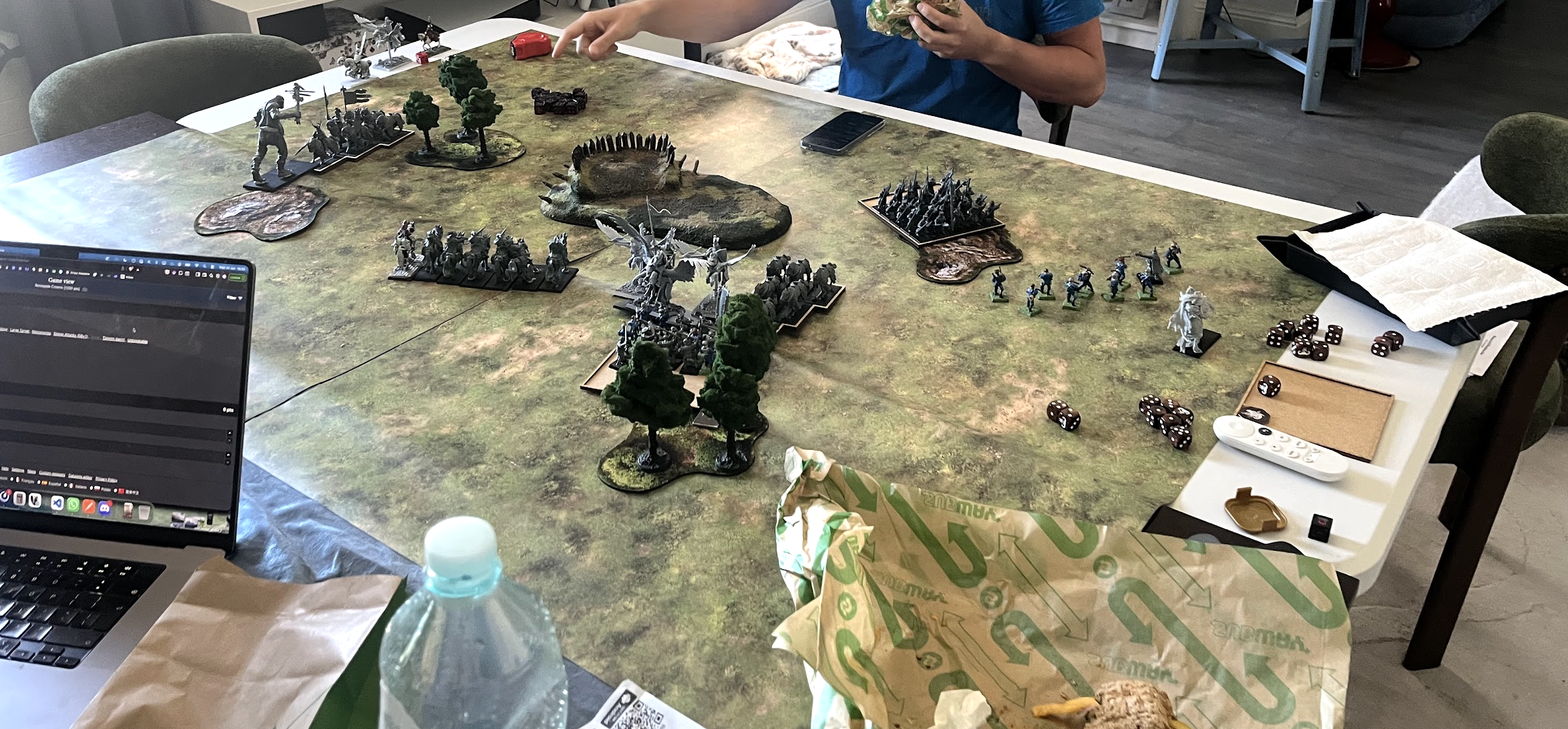 The Renegade Giant tears through Bretonnian knights