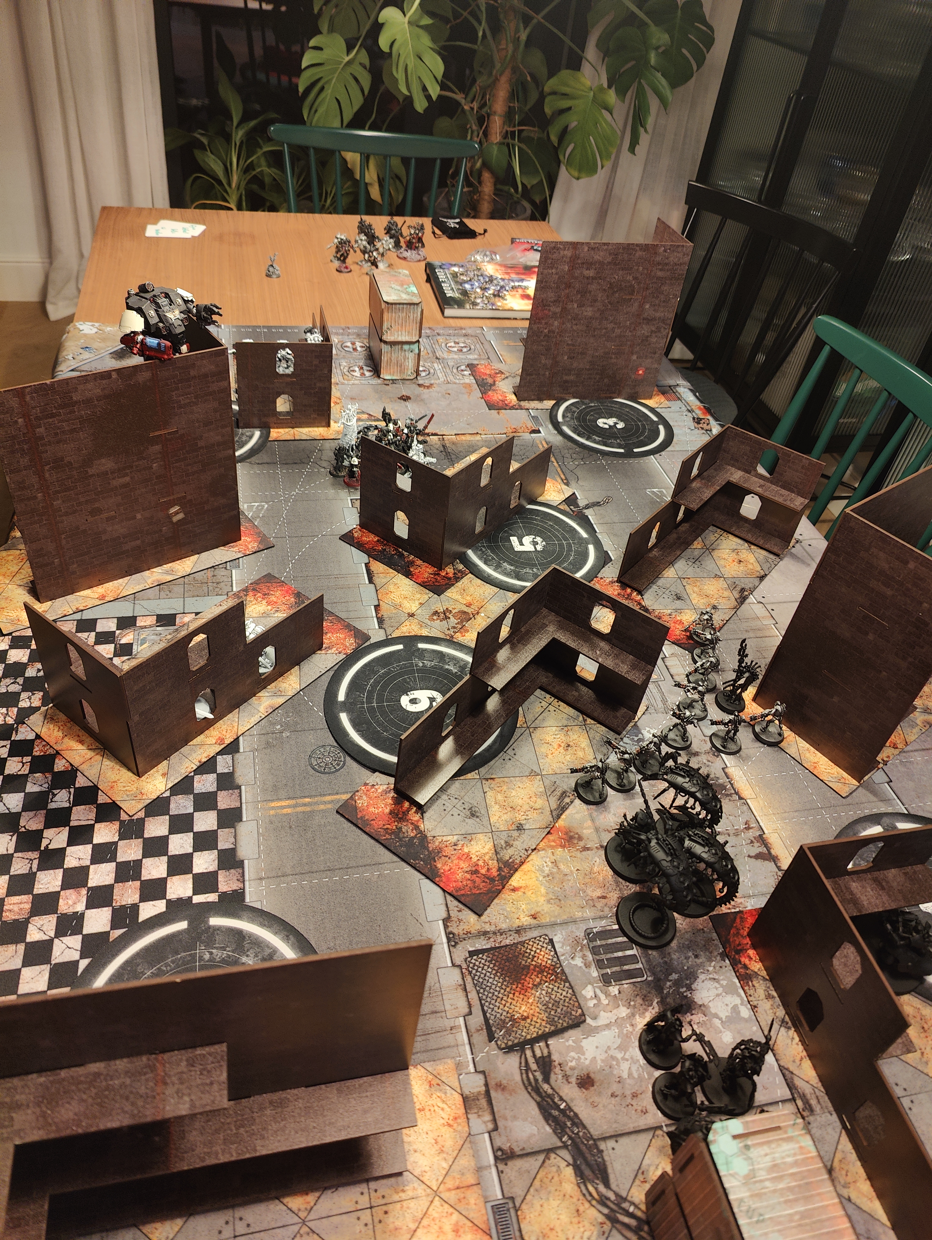 Another angle on the Dreadnought's "subtle" position