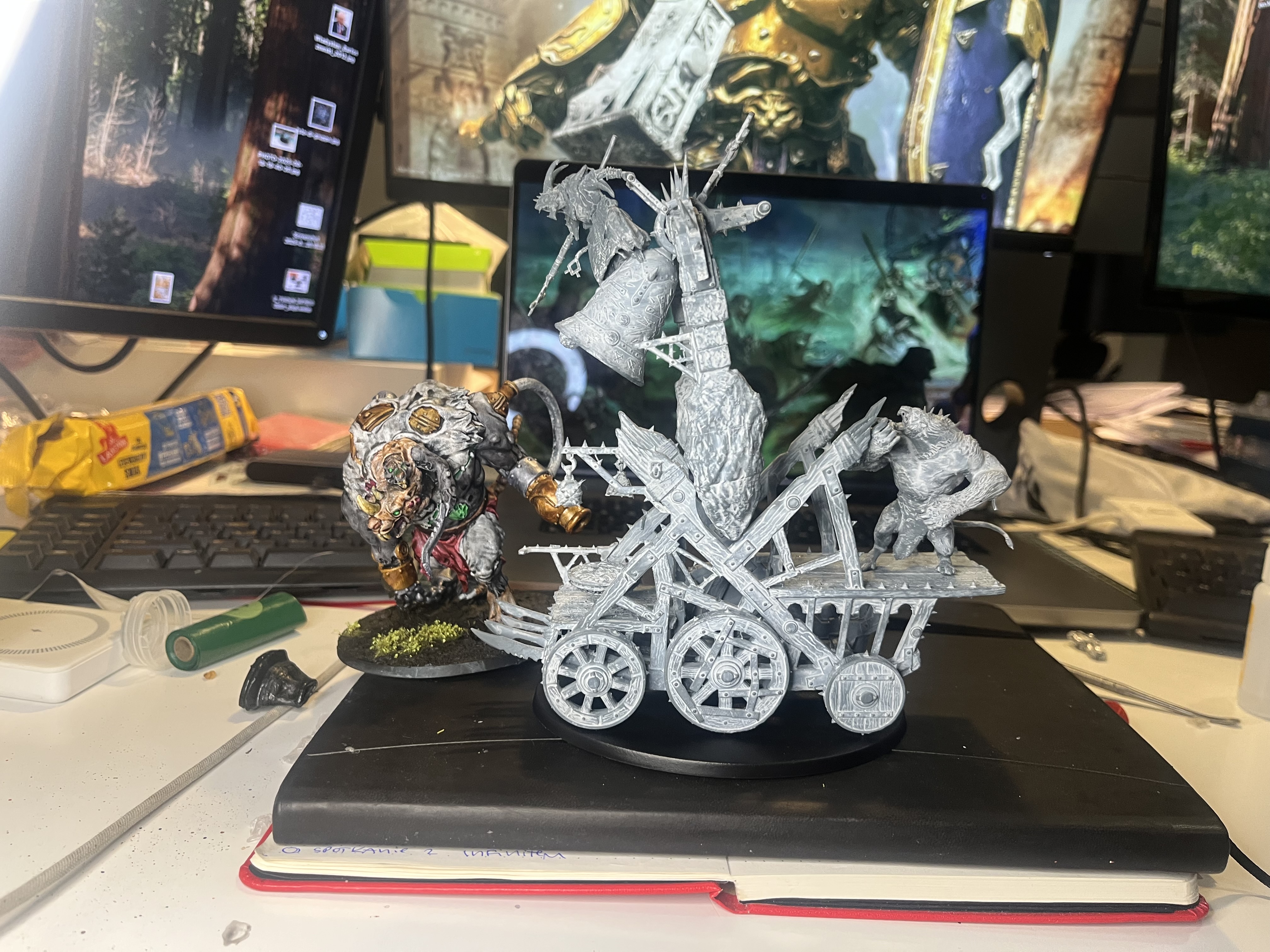 Even the Brood Terror looks small next to it